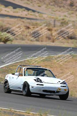 media/Jul-30-2022-Extreme Speed Twilight (Sat) [[245dd23dbe]]/Orange Inter Low/200PM Turn 11/